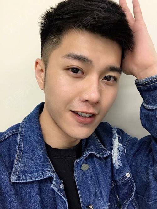 莱威体育赵的第一张照片--毕节认干亲服务网